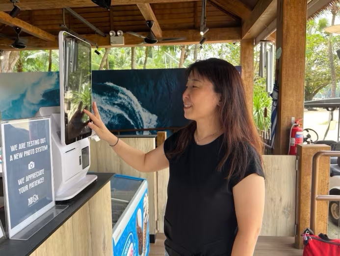 Singapore female tech expert is developing a device